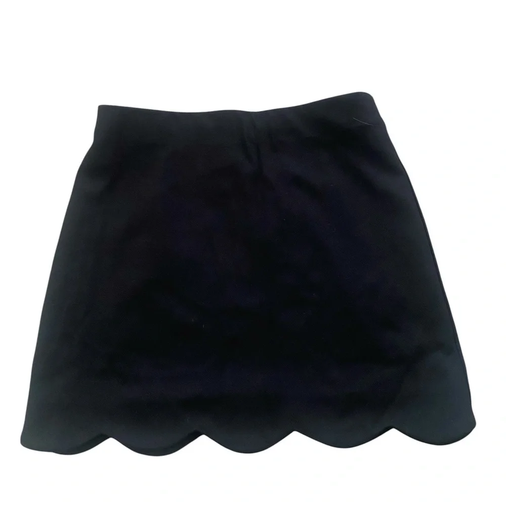 Topshop Black Scallop Hem Mini Skirt Size US 4 UK 8 EUR 36